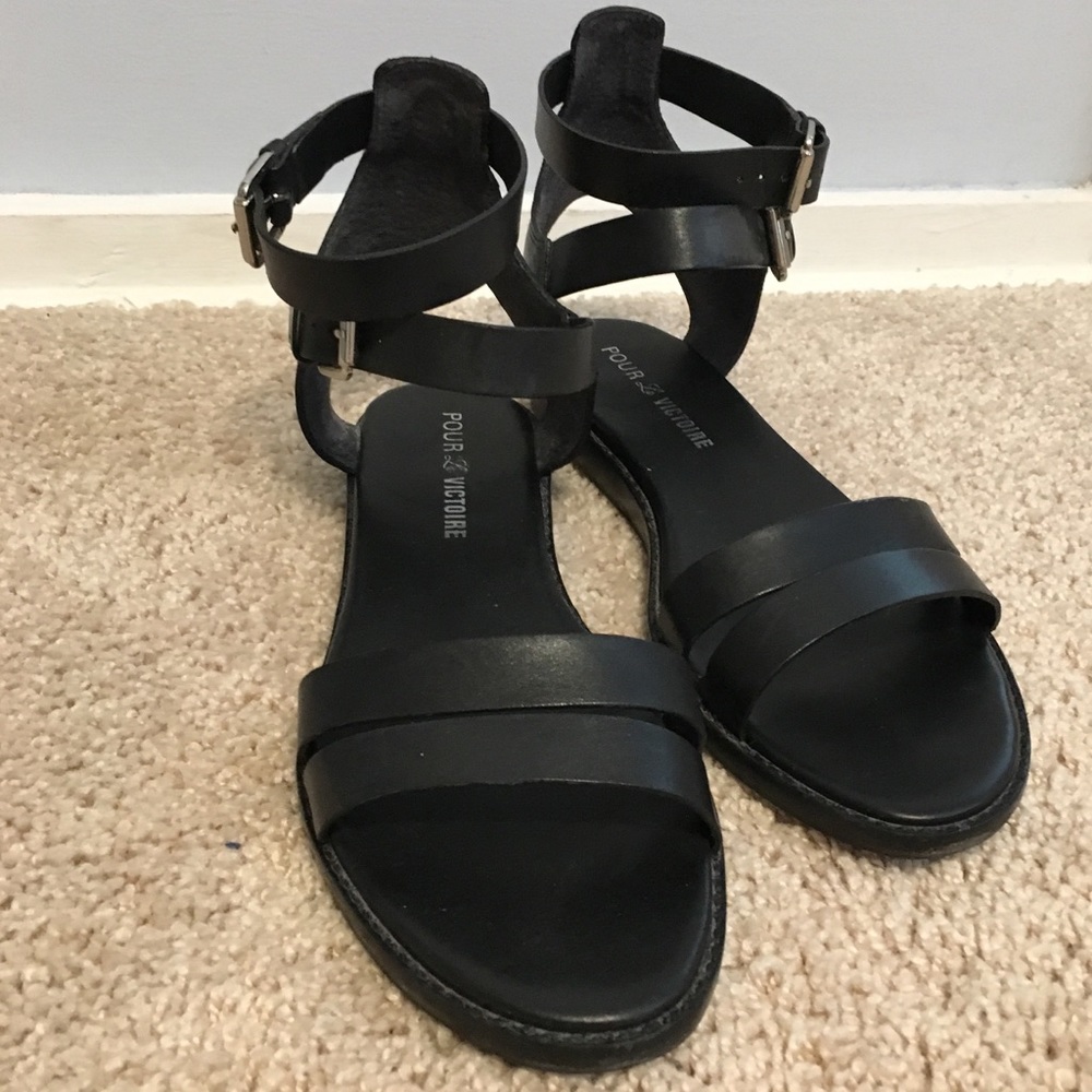Pour la Victoire black gladiator sandals